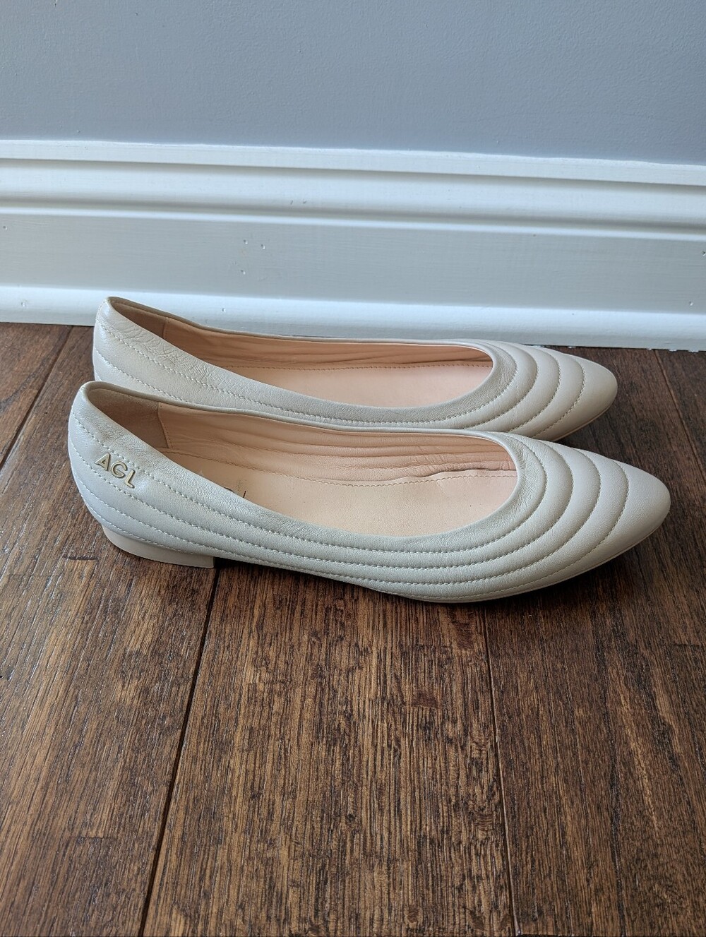 AGL Miledy Cream Leather Ballet Flats Size 40.5 10.5